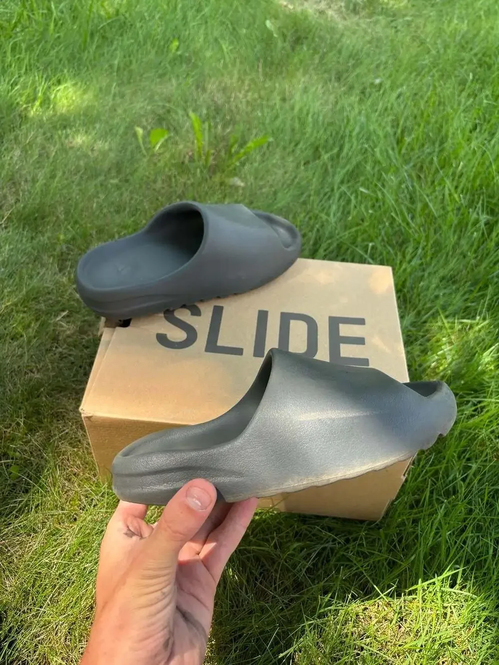Size 5- Adidas Yeezy Slide Dark Onyx ID5103